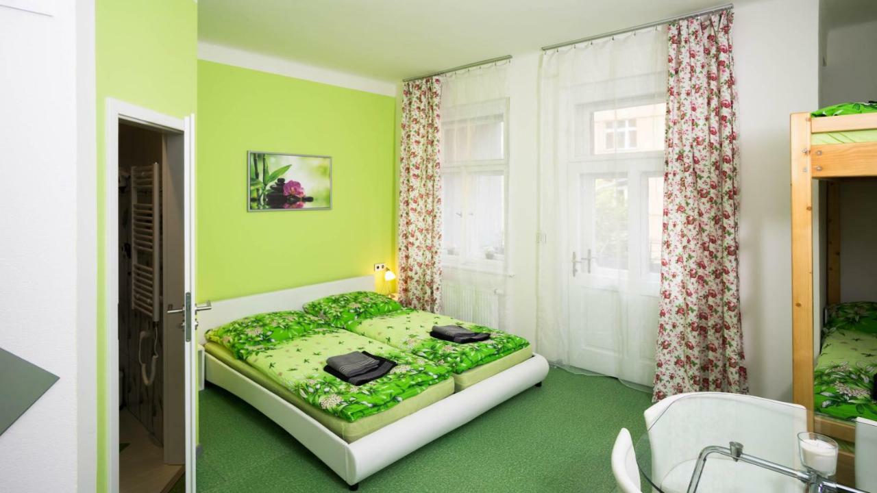 Appartement Four Year Seasons - Walkable To Centre, Metro And Riverside Prague